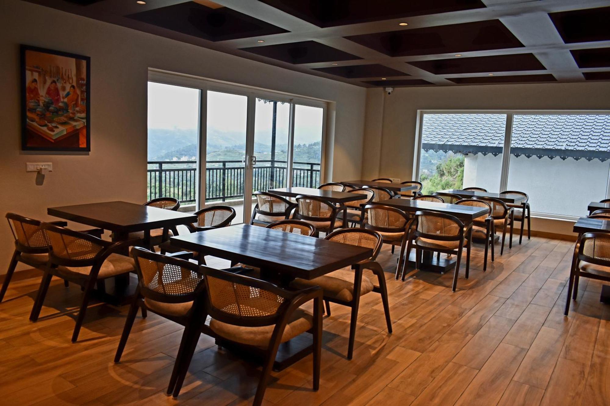 Rega Manivedya The Jungle Trail Resort Mukteshwar Bagian luar foto