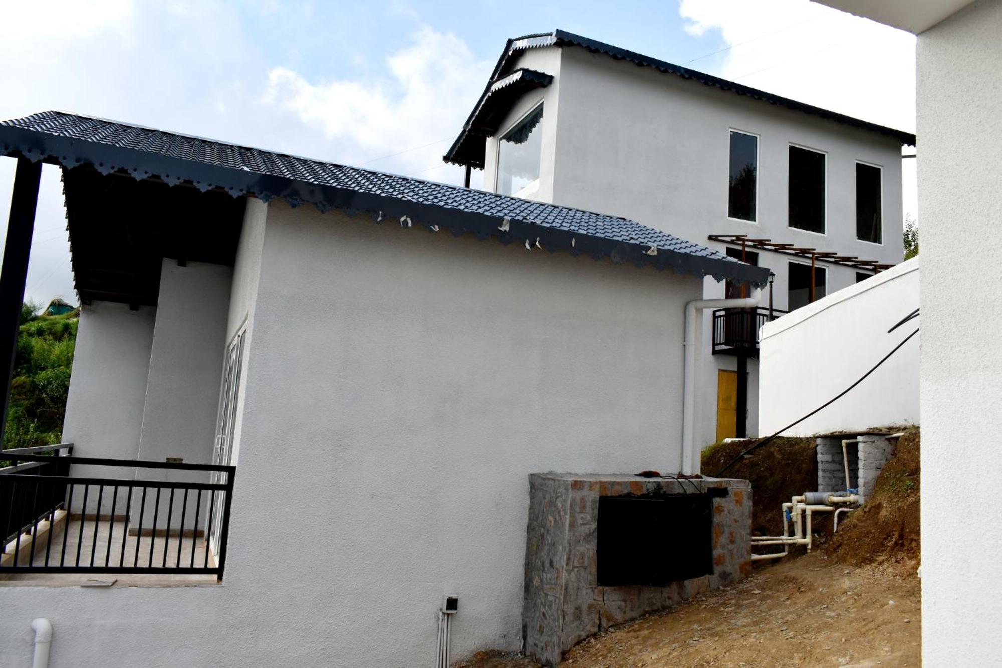 Rega Manivedya The Jungle Trail Resort Mukteshwar Bagian luar foto