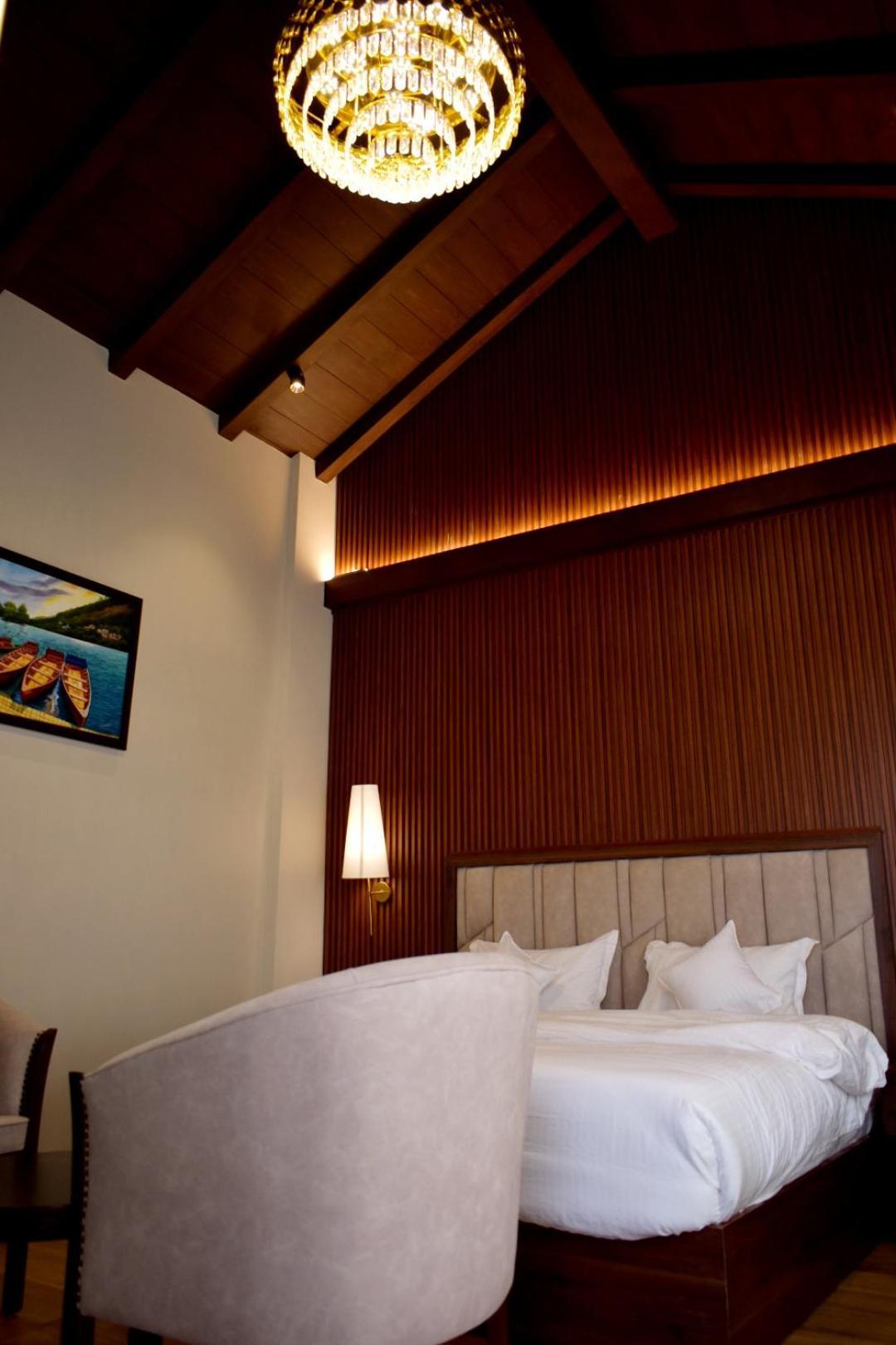 Rega Manivedya The Jungle Trail Resort Mukteshwar Bagian luar foto