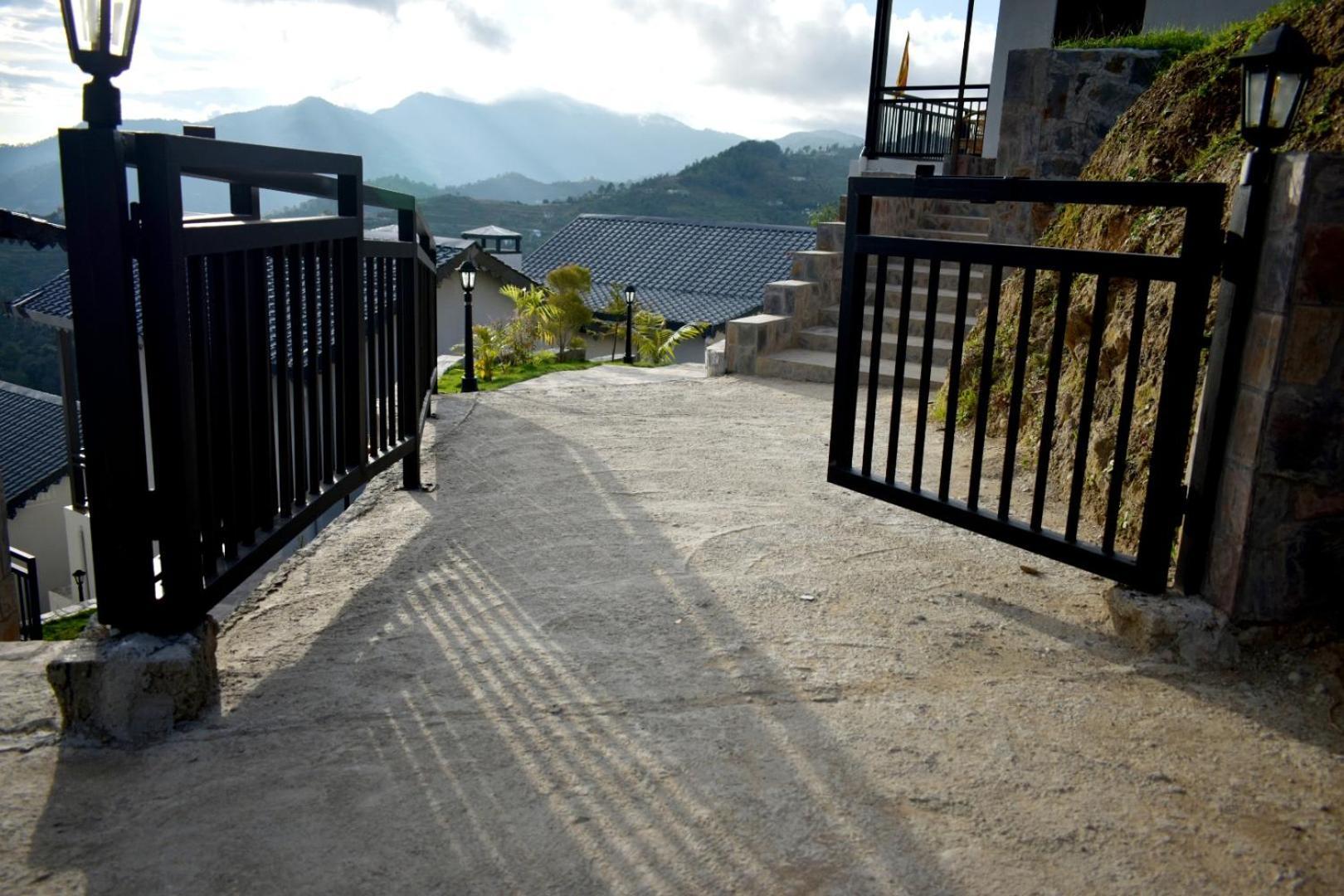 Rega Manivedya The Jungle Trail Resort Mukteshwar Bagian luar foto